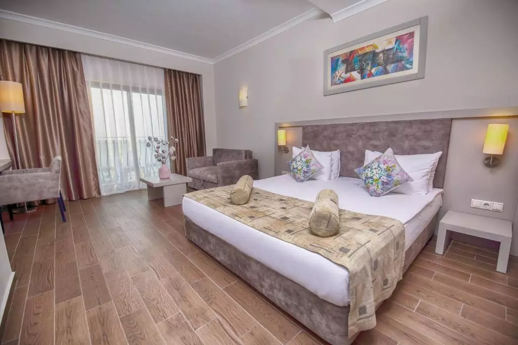 Yasmin Bodrum-1 Yasmin Bodrum-1